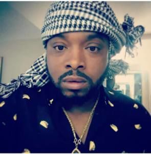 Meet your Posher, Karriem